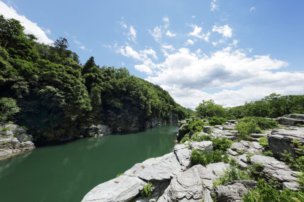 長瀞で川遊びと温泉を満喫。自然に癒される夏のリフレッシュ旅