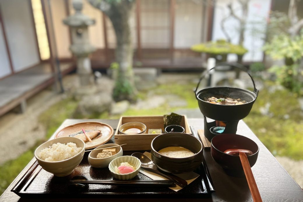 【宿泊｜お知らせ】丹波篠山の冬の郷土料理　冷えた体を温める当館の朝食のご紹介